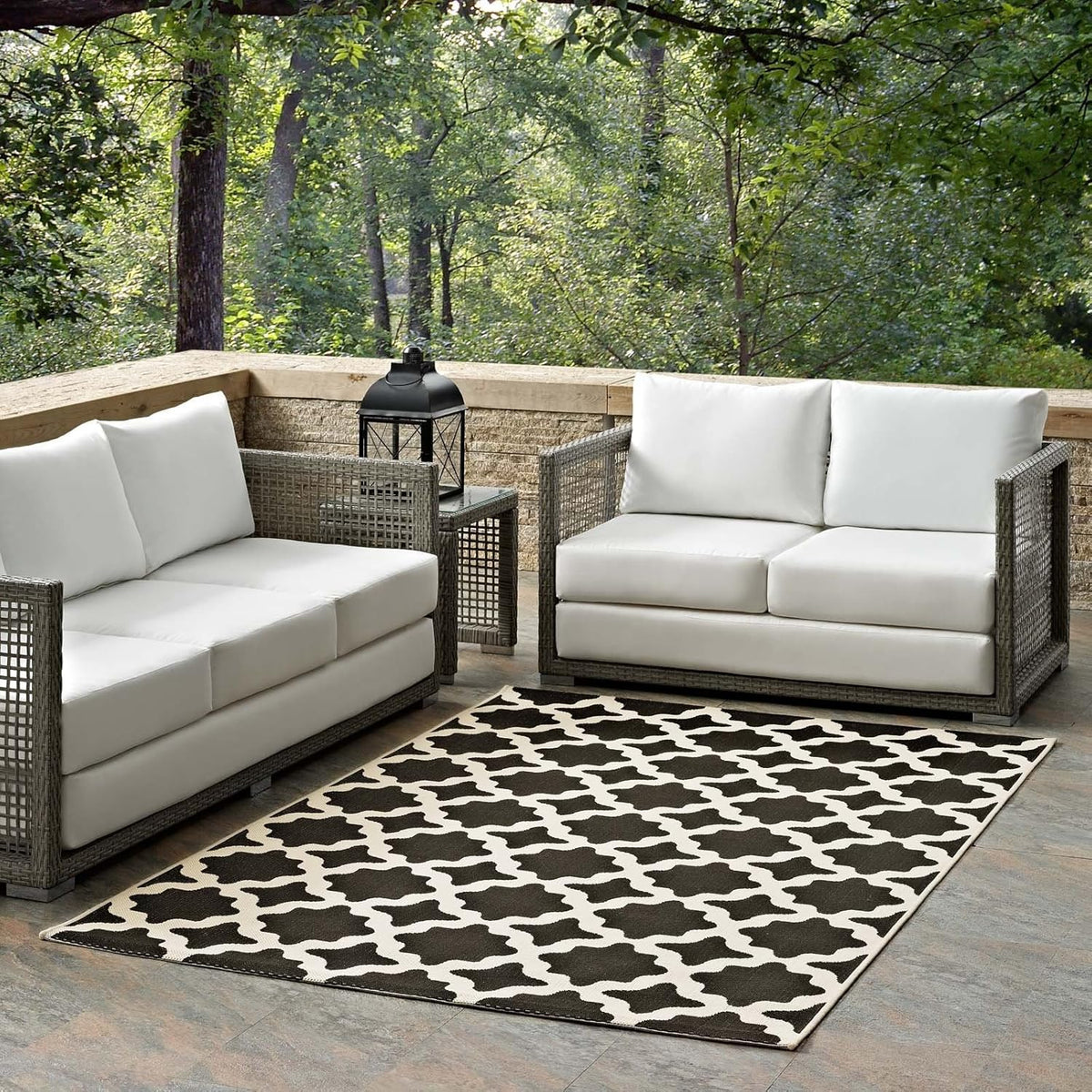 Red and Beige 8x10 Indoor and Outdoor Rug R318