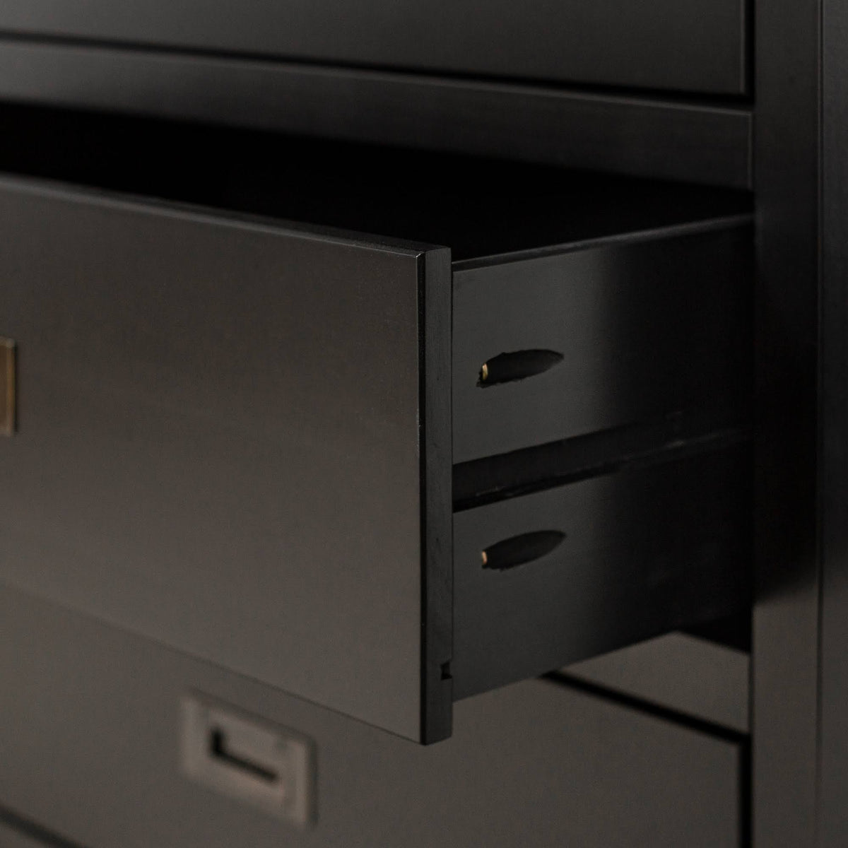 Black 4-Drawer Storage Chest J9021