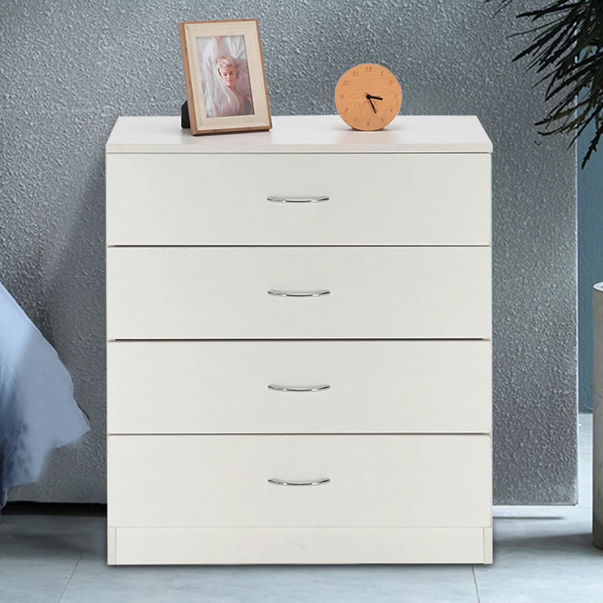 White 4 Drawer Dresser Chest C565579