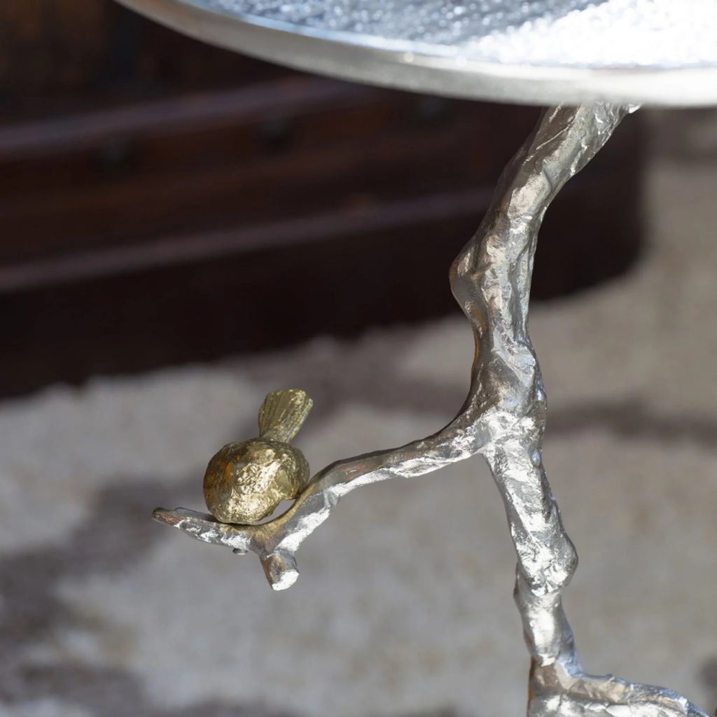 28" White and Gold Round Side Table M490954