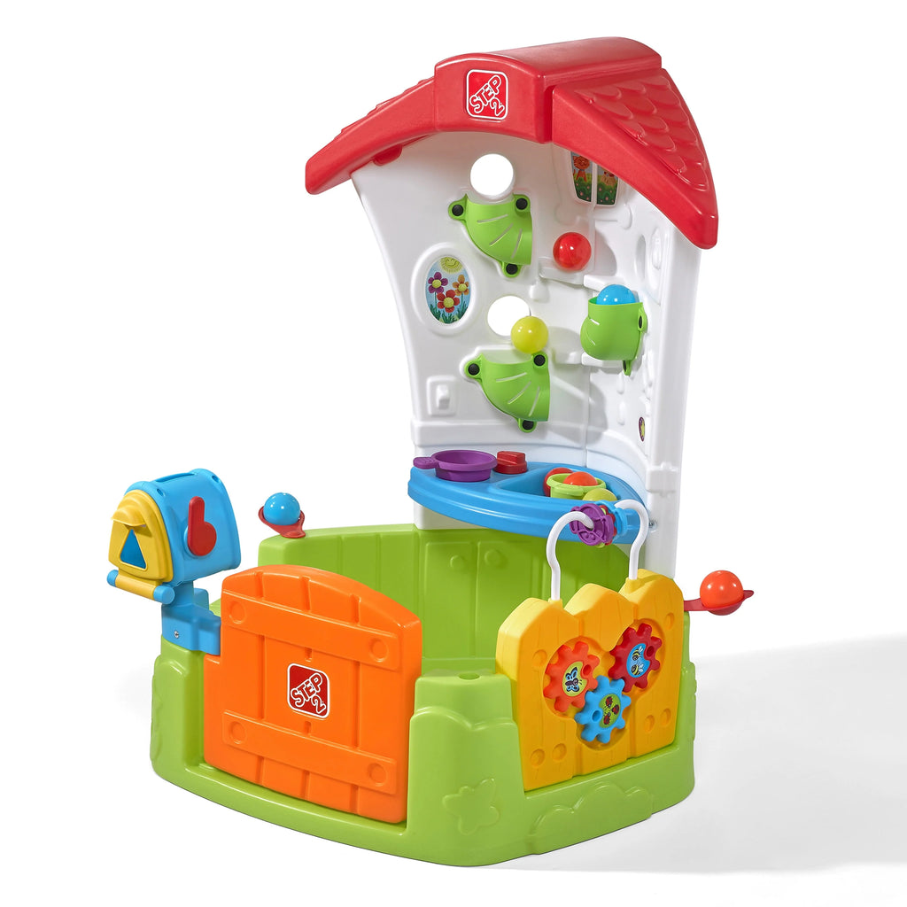 Plastic Playhouse B6660
